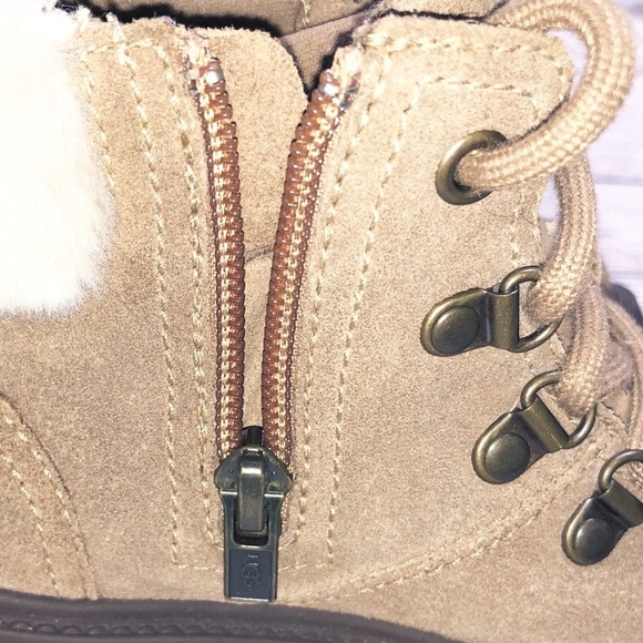 Ugg Australia Kids Tan Azell Hiker Suede Ankle Winter Boots shoes Size 11Toddler - Picture 8 of 11